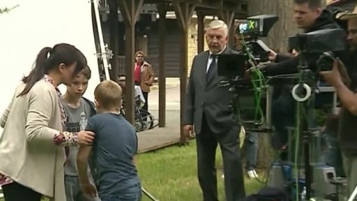 Miroslav Donutil venkovským lékařem