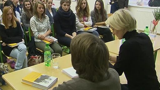 Wintonová čte dětem o svém otci