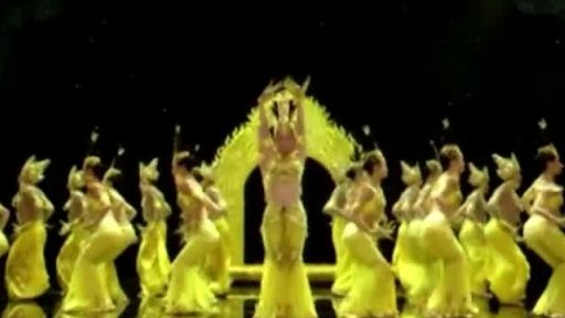 Čínští tanečníci a hudebníci s handicapem