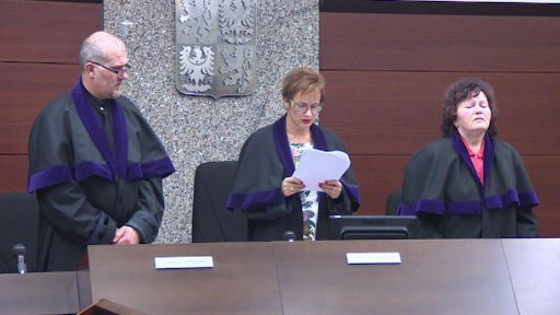 Pětiletý trest za korupci pro dva bývalé dozorce věznice v Rýnovicích