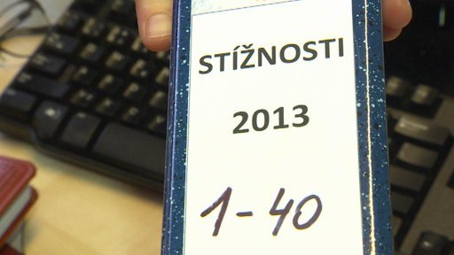 Lidé si méně stěžují, rovnou podávají žaloby