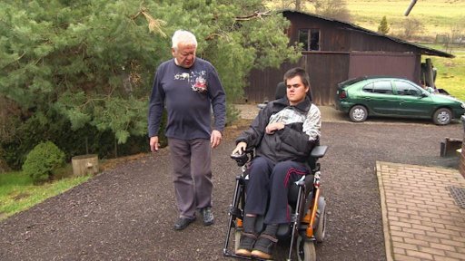 Vlnu solidarity vyvolal na Broumovsku příběh tamního studenta z obce Hejtmánkovice – dvaadvacetiletého Martina Rozuma