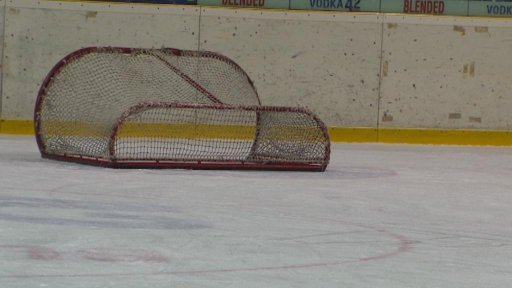 Dluhy hokejových klubů