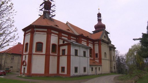 Historici vyzvali vládu k záchraně barokního kostela v Horním Jiřetíně