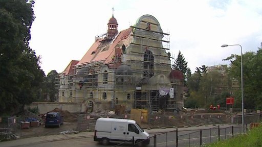 V souvislosti s úterní razií na liberecké pobočce ROP Severovýchod policie obvinila 8 lidí