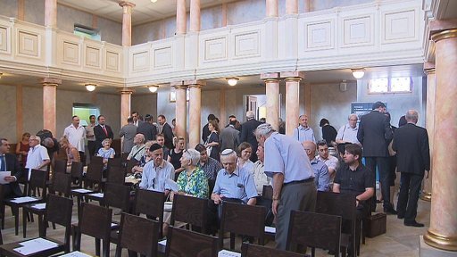 Deset opravených synagog se otevírá veřejnosti