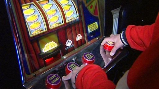 Pražská referenda k hazardu