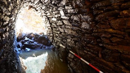 Demolice části památné štoly