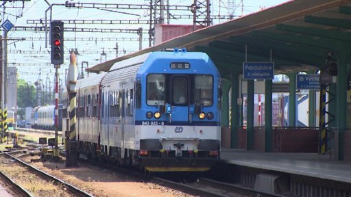 Cestující kritizují jízdní řády