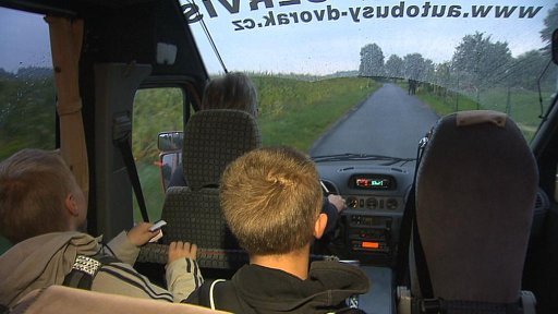 Problémy s dopravou žáků do škola mají i města a obce ve středních Čechách