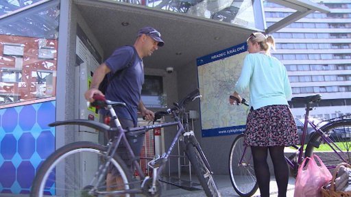 Královéhradecká parkovací věž pro kola slaví úspěchy