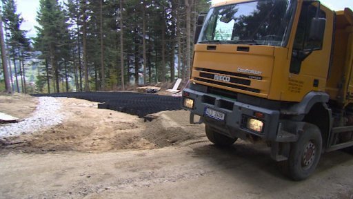 V Jizerkách začaly přípravy na zimní sezónu.