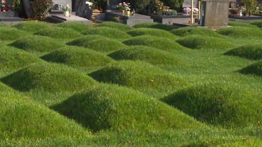 Válečný hřbitov v Chrudimi je opět důstojným pietním místem