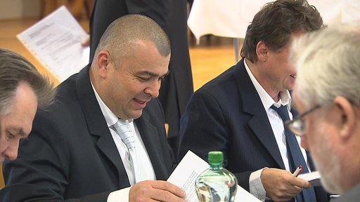 Svého starostu bude po dnešku znát všech 22 velkých městských částí.