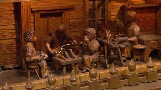 Třebechovický Proboštův betlém, více než sto let stará národní kulturní památka, bude téměř do šroubku rozebrán, zrestaurován a znovu postaven.