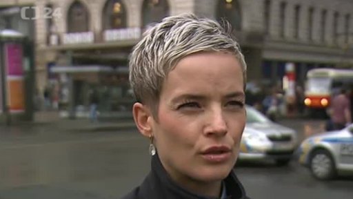 Trhavina v kufříku v bance