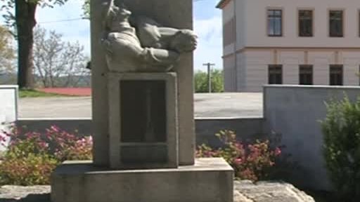 Pomníky: Chlum u Třeboně