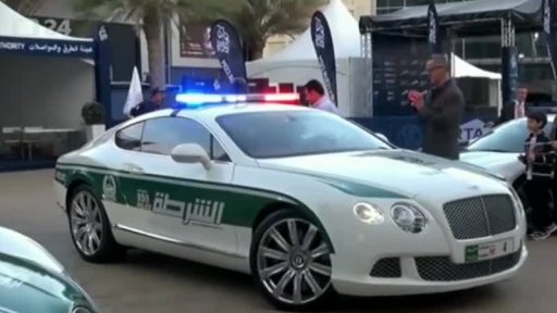 Luxusní policejní auta v Dubaji