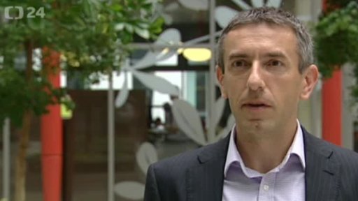 Stahování peněz z českých bank