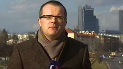 Ukrajinská opozice vyklízí úřady + rozhovor s M. Jonášem