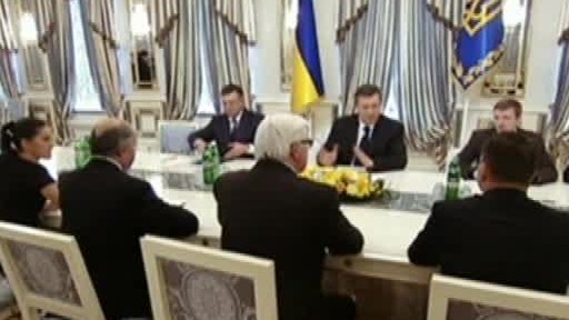 Vyjednavači na sociálních sítích + rozhovor s D. Stulíkem