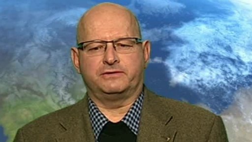 Rusové ukazují vojenskou sílu + rozhovor s J. Štefcem