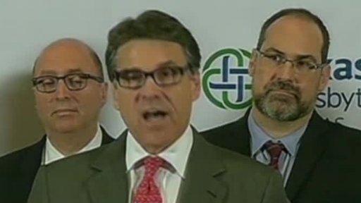 První případ eboly v USA + rozhovor s B. Vostalem