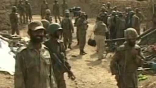 Smrt školáků po útoku Talibanu + rozhovor s A. Siddiqim