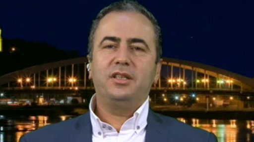 Kurdové prorazili linie IS u Sindžáru + rozhovor s R. Chalílem