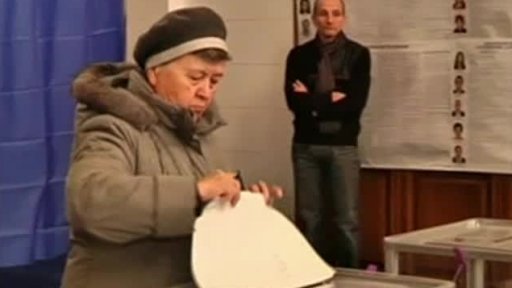 Ukrajinské volby + rozhovory s J. Pazderkou a M. Karasem