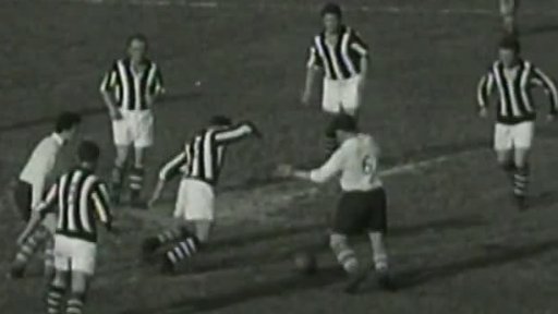 Nový liberecký stadion: zápas Radotín - Liberec (1958)