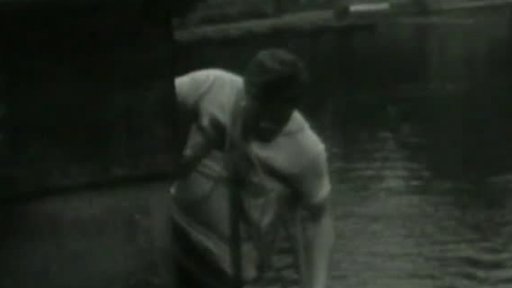 Horolezci na Karlově mostě (1960)