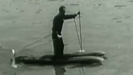 Nafukovací vodní lyže pro rybáře (1963)