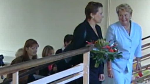 První školní den (2004)