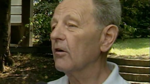 M. Jakeš odmítá obvinění z vlastizrady (1995)