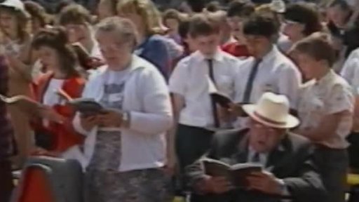 Svědkové Jehovovi - oblastní sjezd (1990)