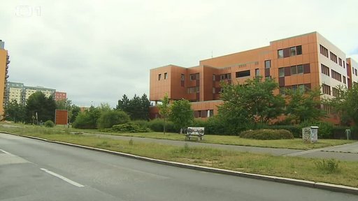 Spor města s restituenty o zeleň