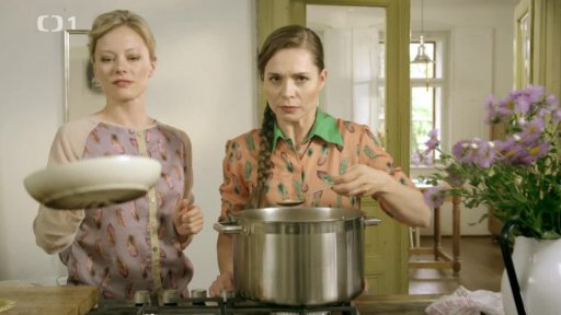 Slepičí vývar s celestýnskými nudlemi