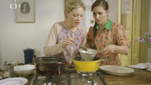 Zaklechtaná slepice s bylinkovými špeclemi