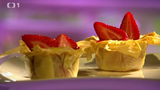 Košíčky s jahodovou omáčkou a mascarpone