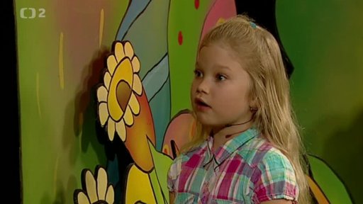 K Jů a Hele přijde opravdová holčička, přála si to k narozeninám a splnilo se jí to.