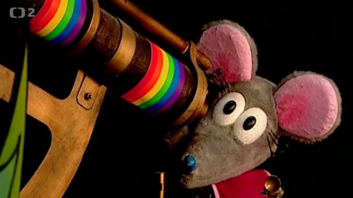 Fámula s Tryskýýý navštíví tajnou laboratoř pana Pipa.