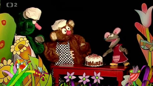 Jůheláci rozhodnou, že dort bude nejlepší dárek pro Fámulu...