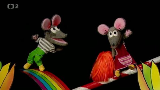 Tryský v paruce, Tryskáček řekne, že se mu Tryský líbí víc tak, jak vypadá normálně. Tryský s ulehčením paruku zahodí.