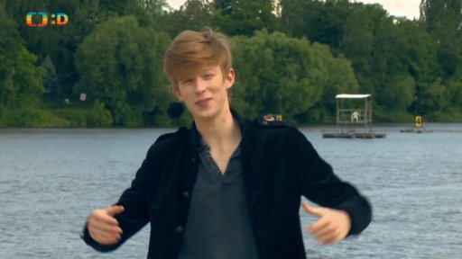 Úvod – Adam na pláži