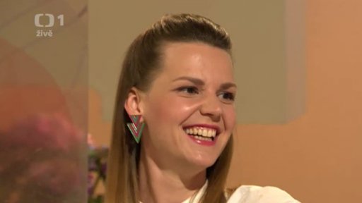 Herečka Zuzka Stavna + anketa