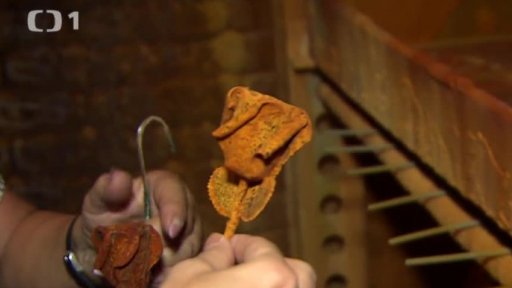 Karlovarsko: suvenýr kamenná růže