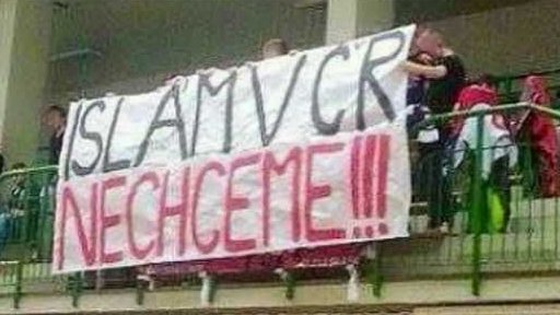 Protiislámské nálady na stadionech