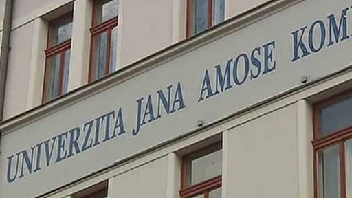 Univerzita J. A. Komenského by mohla skončit