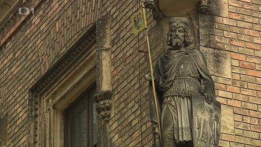 Církevní restituce na Hradě